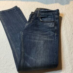 American Eagle Outfitters Dark Blue Skinny Jeans. 30x34. Distressed. No holes.
